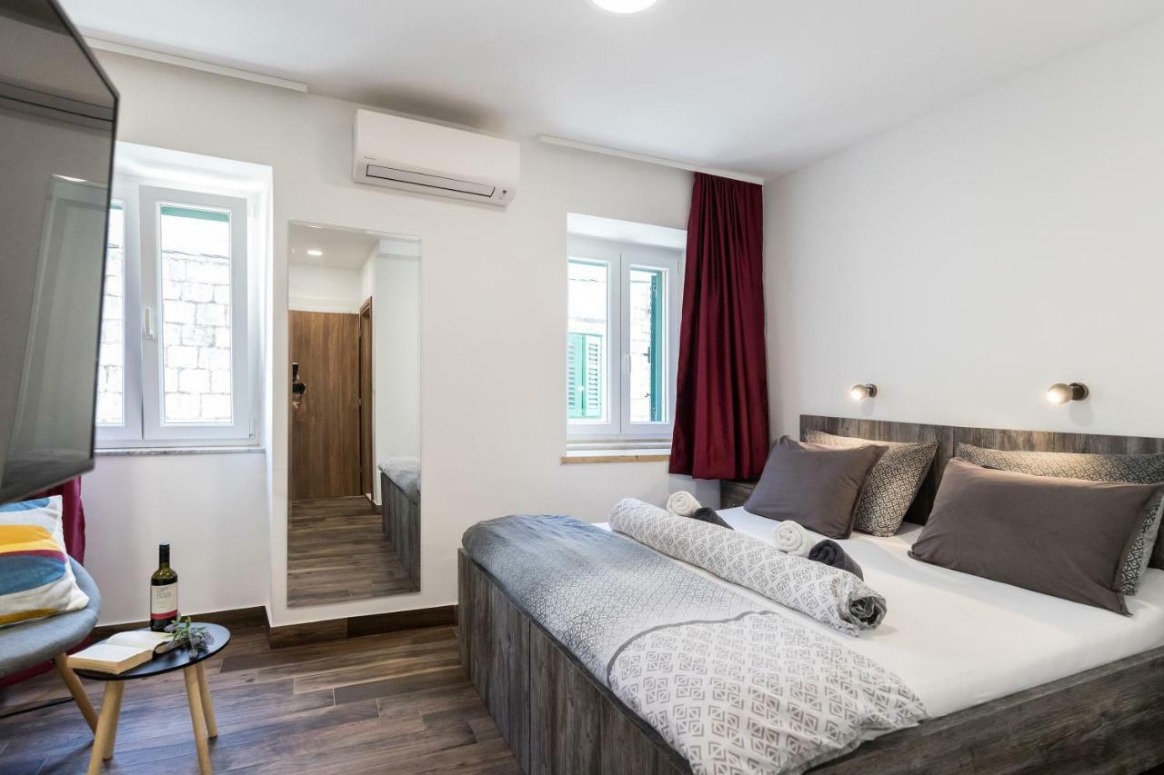 Apinelo Port Rooms Split Eksteriør billede