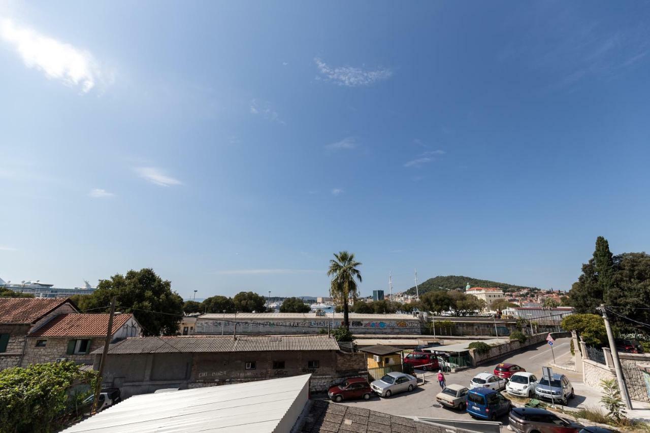 Apinelo Port Rooms Split Eksteriør billede